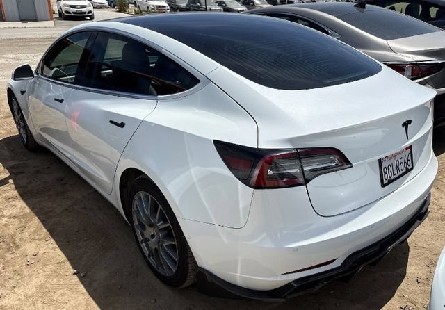 tesla model 3 2018 5YJ3E1EB4JF108493 image tesla model 3 2018 5YJ3E1EB4JF108493 image